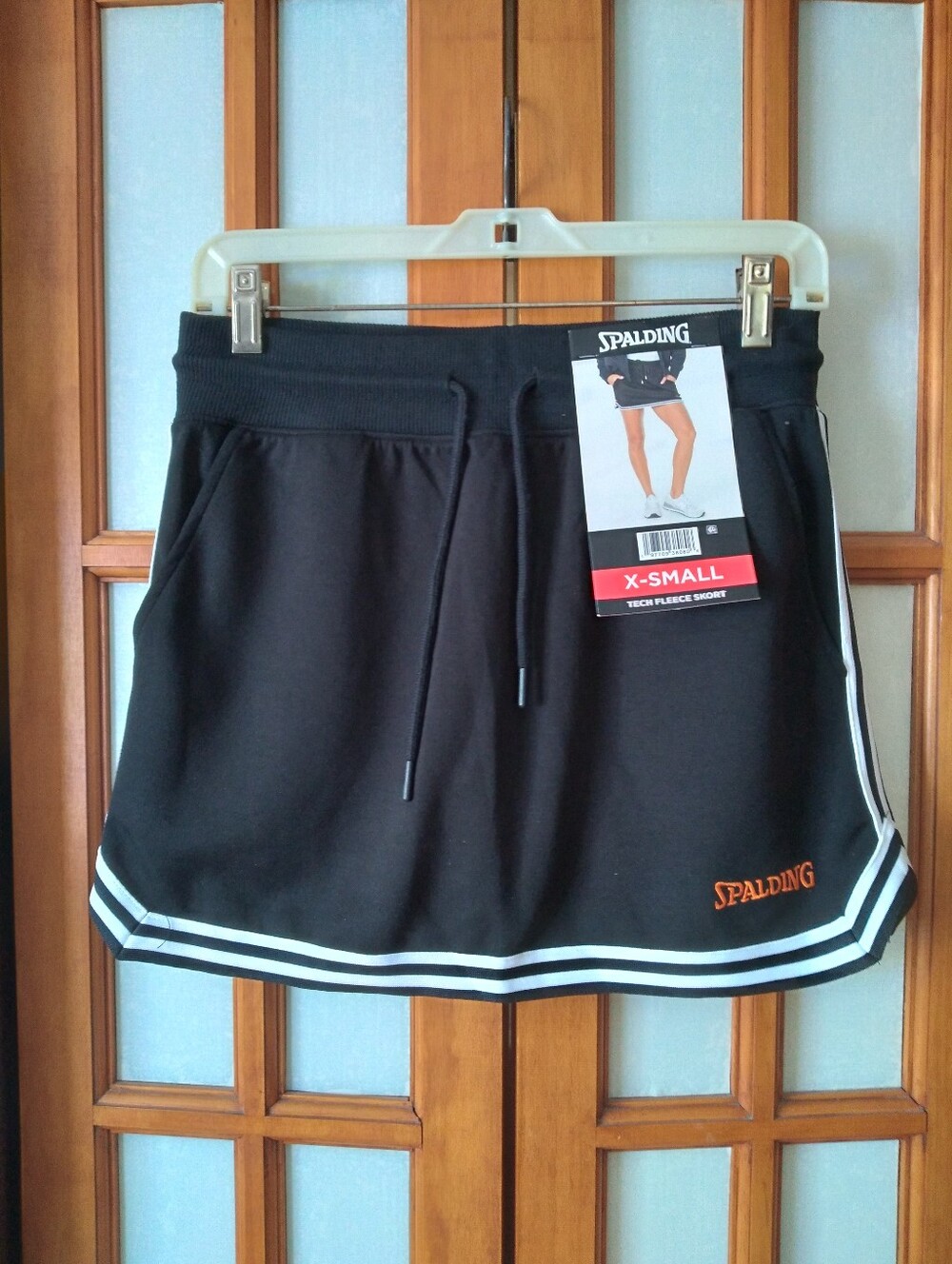 NWT Women's Spalding Tech Fleece Skort Black White Sz. XS